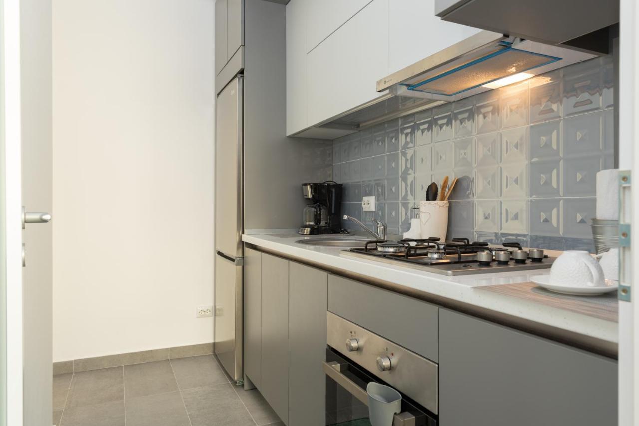 The Chic Minimalist - Apartment Iasi Exteriér fotografie